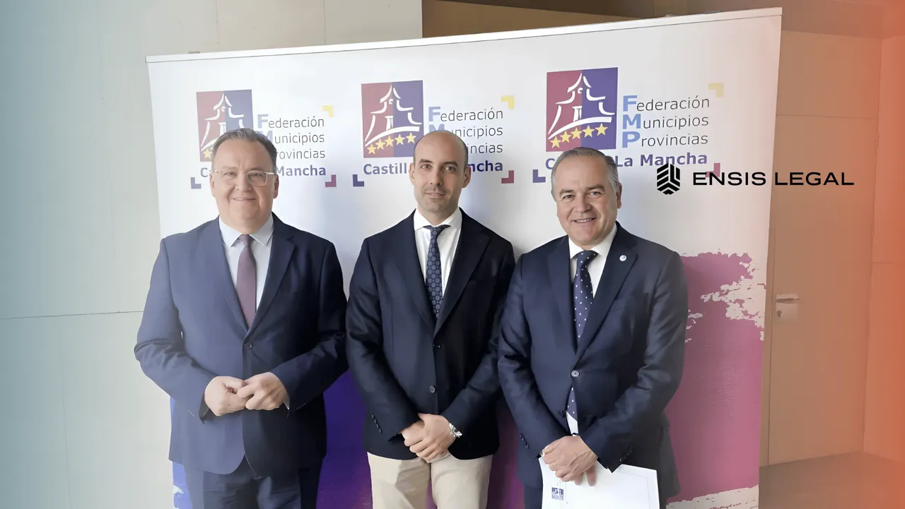 Portada del artículo «Ensis Legal patrocina la primera jornada formativa dirigida a alcaldes de Castilla-La Mancha, organizada por ZINCAMAN y la FEMPCLM»
