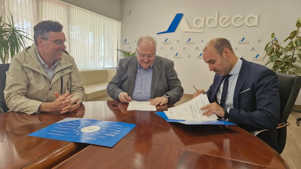 Portada del artículo «Ensis Legal refuerza su compromiso con el tejido empresarial de Albacete: firma un convenio de colaboración con ADECA»